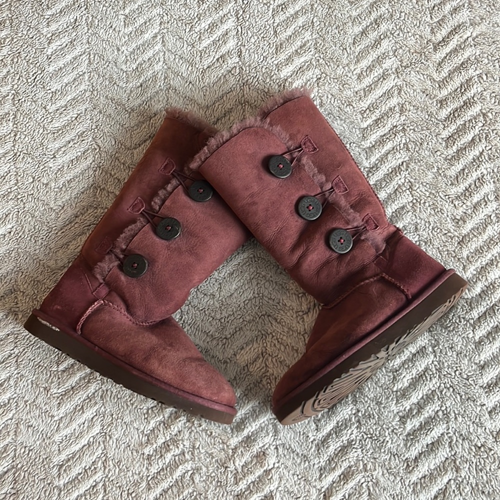 UGG Bailey Button Triplet